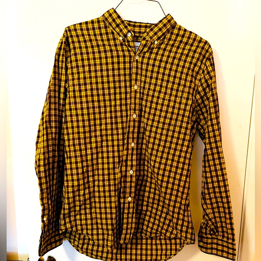 American Eagle, yellow checkered, button-down men’s shirt size large